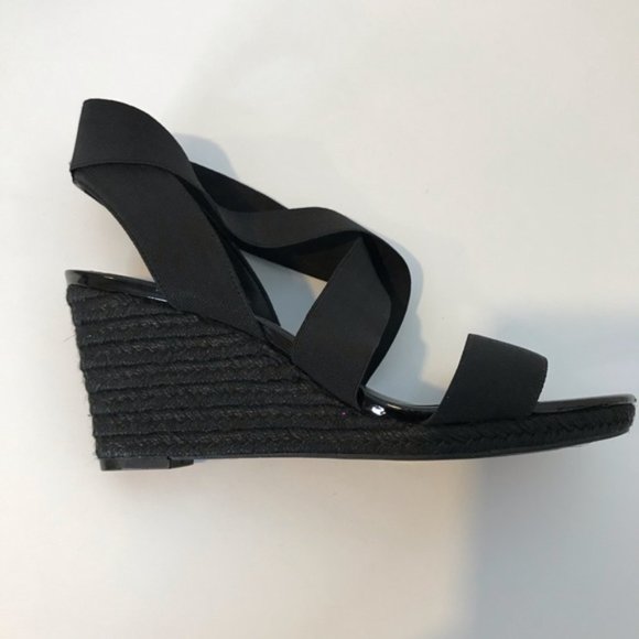 Nine West Strappy Sandals sz 8.5 - Picture 6 of 15